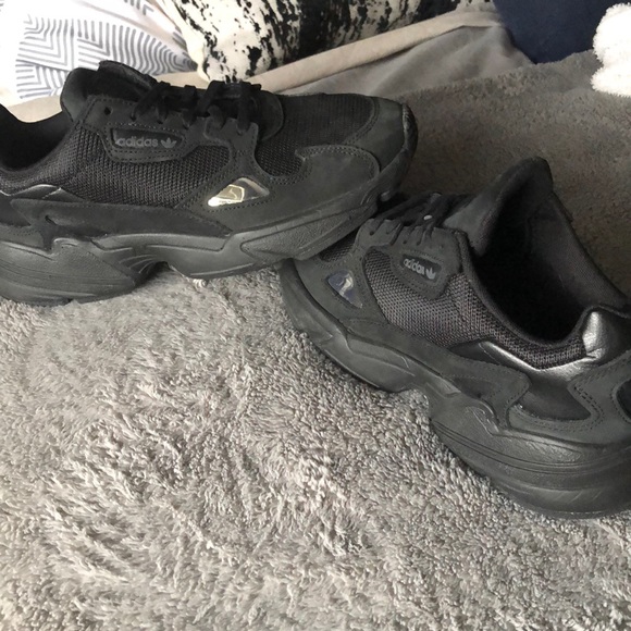 Falcon sneakers adidas - Picture 1 of 7